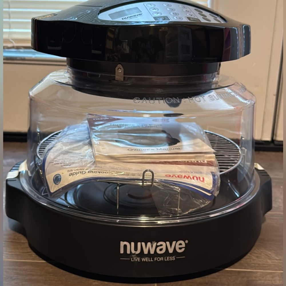 NuWave Countertop Air Fryer Oven - Black—new without box
